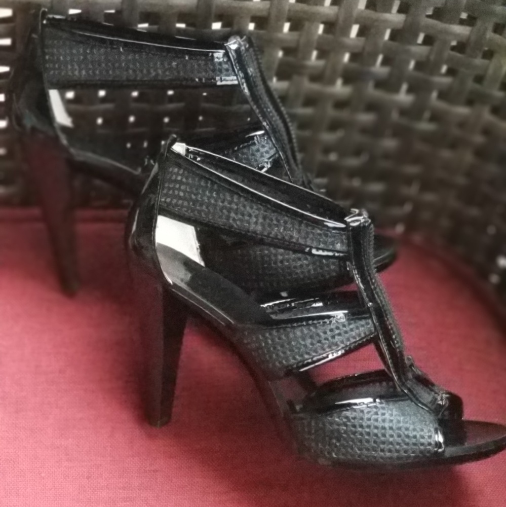 Michael Kors pumps